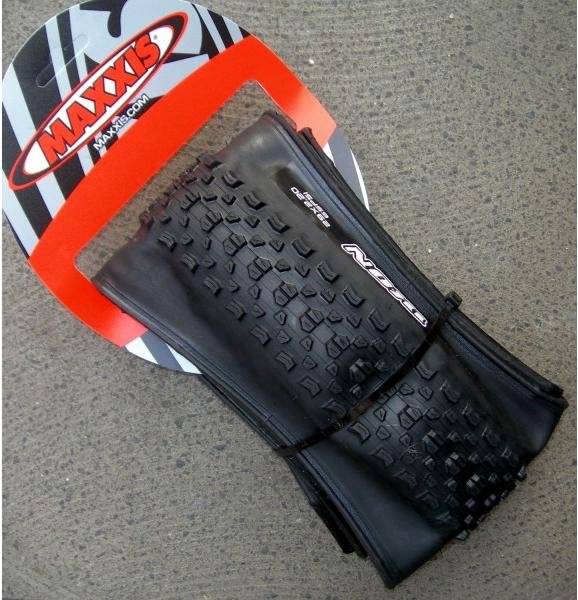 76 20 56. Maxxis ikon 26x2.2. Maxxis ikon 26"х2.20. Maxxis ikon wire. Накладка Fox а крышку пикапа MTB.