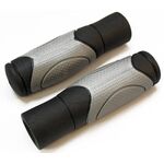 Ручки на руль для велосипеда CLARK`S С44 резиновые 125мм эргоном. 2-х комп. черно-белые 3-123 , изображение  - НаВелосипеде.рф