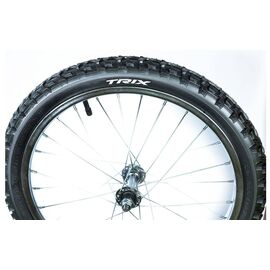 Колесо велосипедное переднее 18", стальной обод, передняя втулка, камера, покрышка Trix, 18" steel, , изображение  - НаВелосипеде.рф