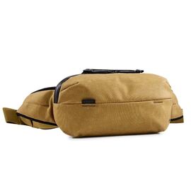 Сумка поясная Thule Aion Sling Bag - Nutria, 3204728, изображение  - НаВелосипеде.рф