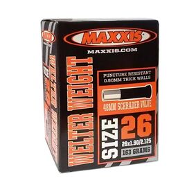 Велокамера Maxxis Welter Weight, 26x2.125, авто ниппель, IB67681000, изображение  - НаВелосипеде.рф