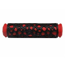 Ручки на руль H106 резиновые "паутина"130мм, черно-красные, 00-170487, изображение  - НаВелосипеде.рф
